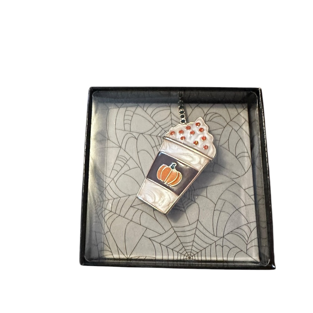 NWT pumpkin spice latte enamel and crystal brooch in box